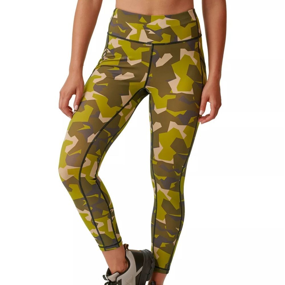 Camo High-Waisted Leggings
